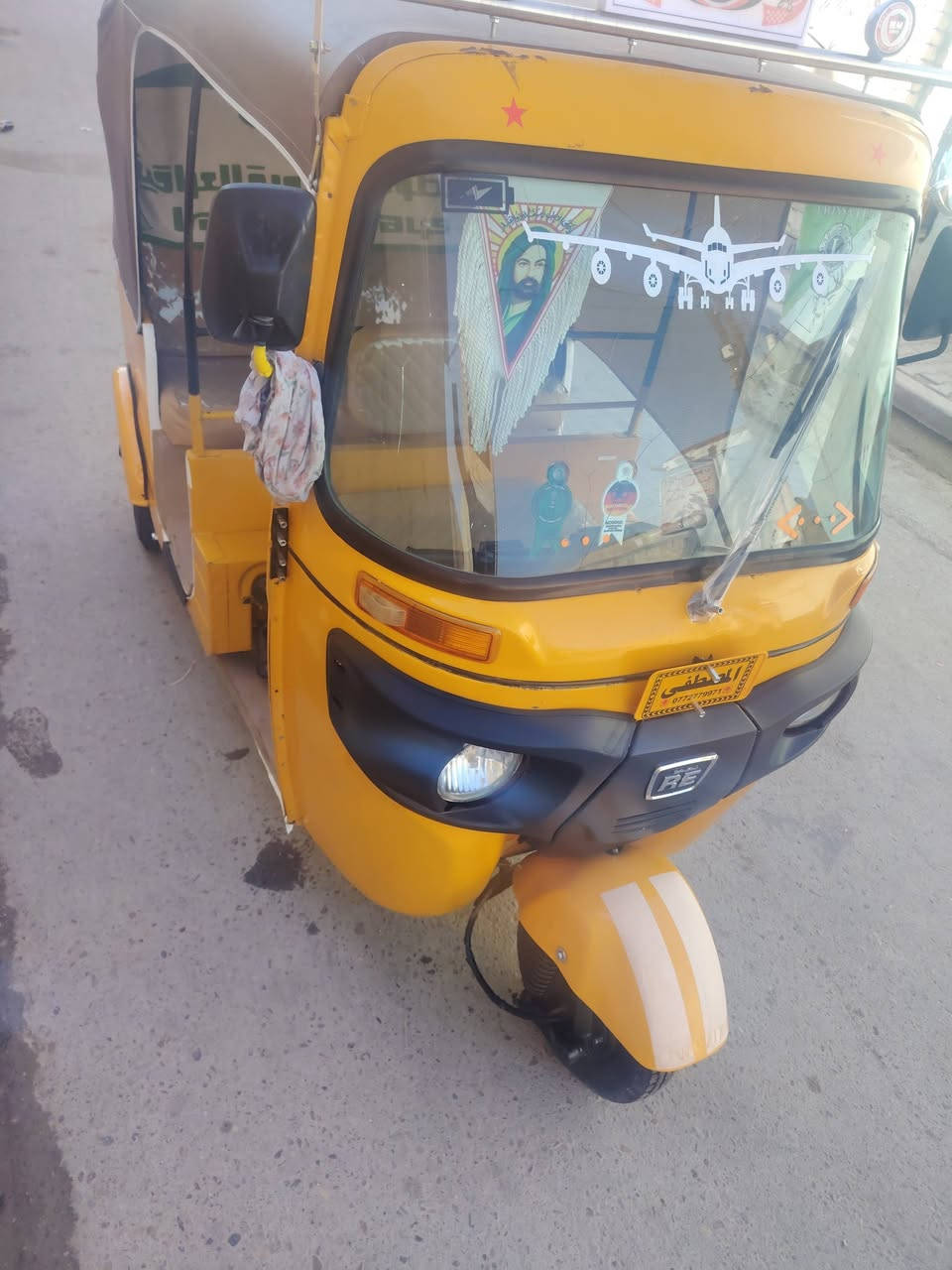 سلام عليكم تكتك للبيع موديل 2019 شهر ٣ اوراق كامله المصطفى تكتك جاهزه مال عيشه مكاني سعر 4200 هاتف ***********
