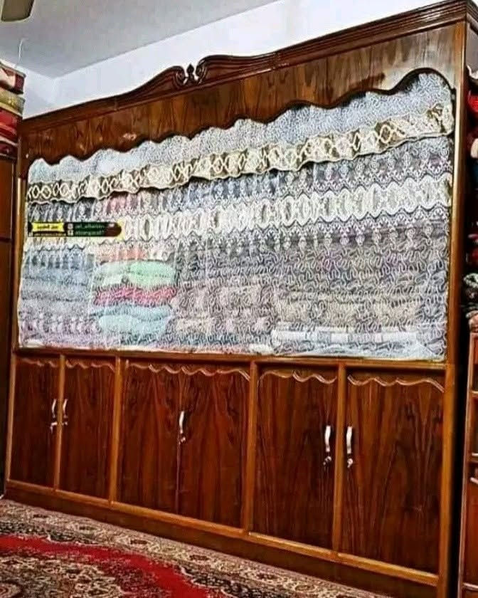 اسعارنا جوه السوك وشغل بي مخافت الله (امانت الله ورسوله) 
بوفيات للفراش نجارة عراقيه وشغل مضبوط واسعار جمله 
(مانتعامل بالمستخدم) فقط جديد 

يتوفر لدينا ايضا كناتير من 2 باب الى 6 باب وبانسب الاسعار 
غرف نوم شبابيه ونفرين

العنوان بغداد القاهره /متوفر خدمة توصيل الى جميع مناطق العراق
للحجز والاستفسار عبر الخاص او التواصل واتساب ***********

