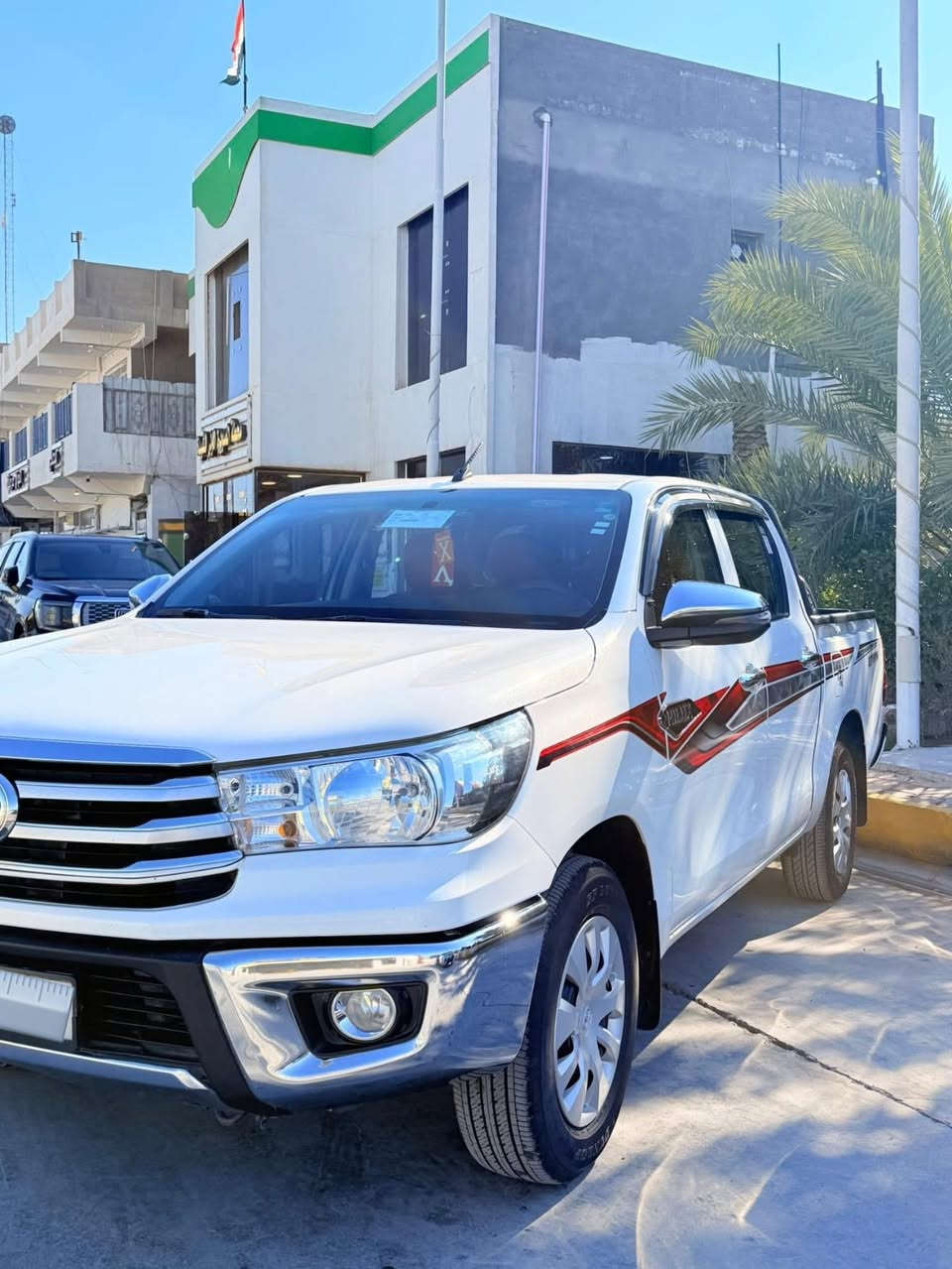 سلام عليكم
هايلوكس 2023
كير عادي 
كفاله عامه
رقم اربيل
ماشيه 65
جديده كلش 
مكان واسط الصويره 
***********
