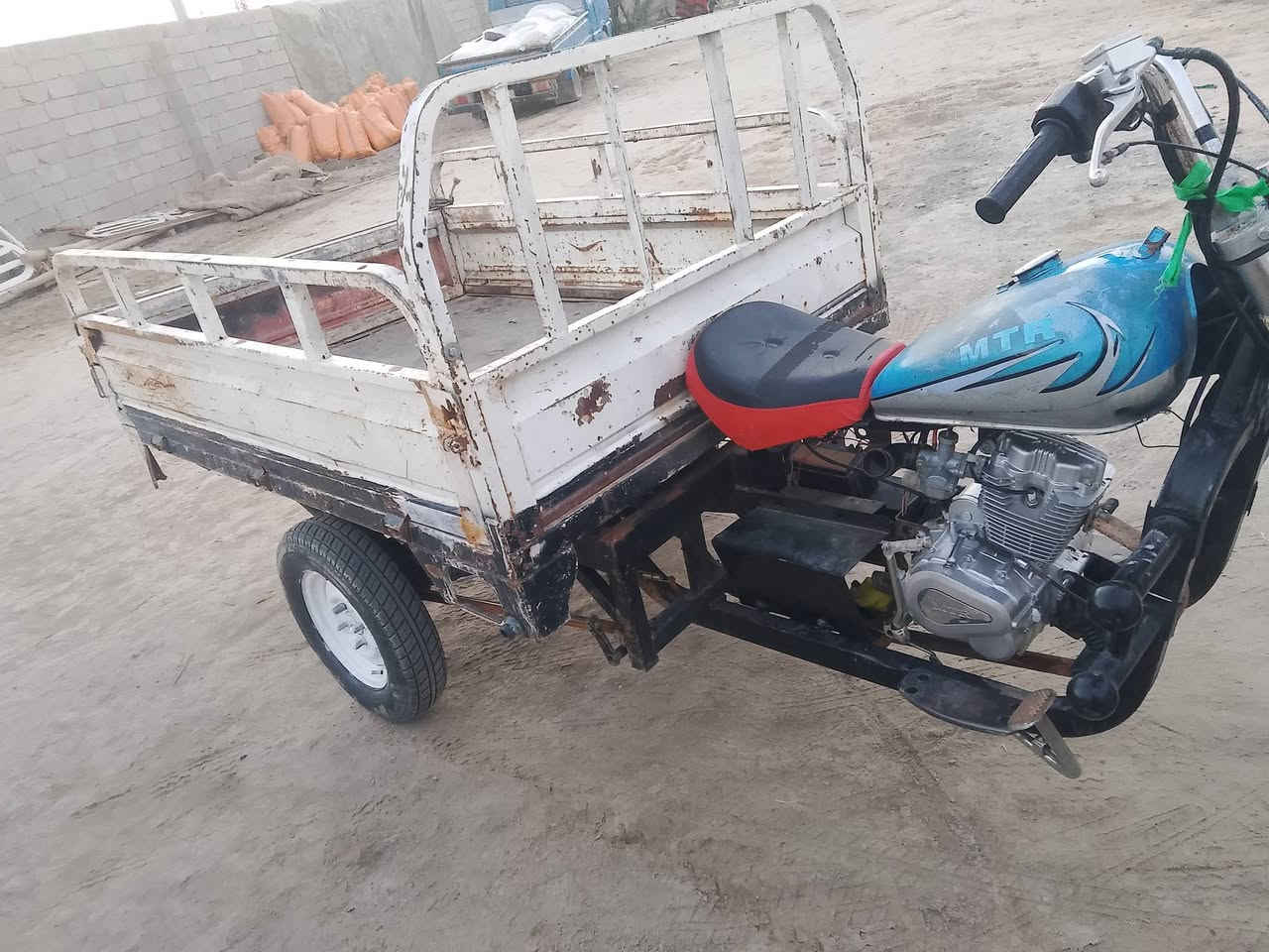 سلام عليكم ستوته متيار البيع كلك مكفوله ستوته جهازه محرك تواير ضفيره غراضه كله جديده سعره 750وبيه مجال قليل مكاني ناصريه سجن الصلاحي سبل انه مكلف بل نشر رقم//***********
