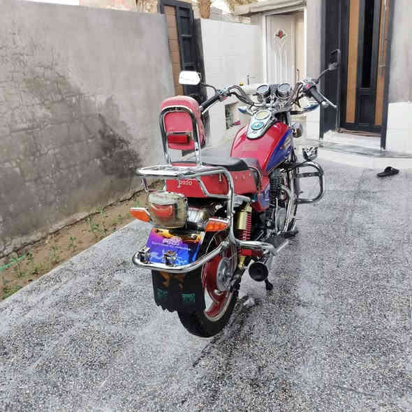 سلام عليكم دراجه جونده موديل 20دراجه مكفوله دراجه جديده البيع سعر ب950وبيه مجال قليل ***********
