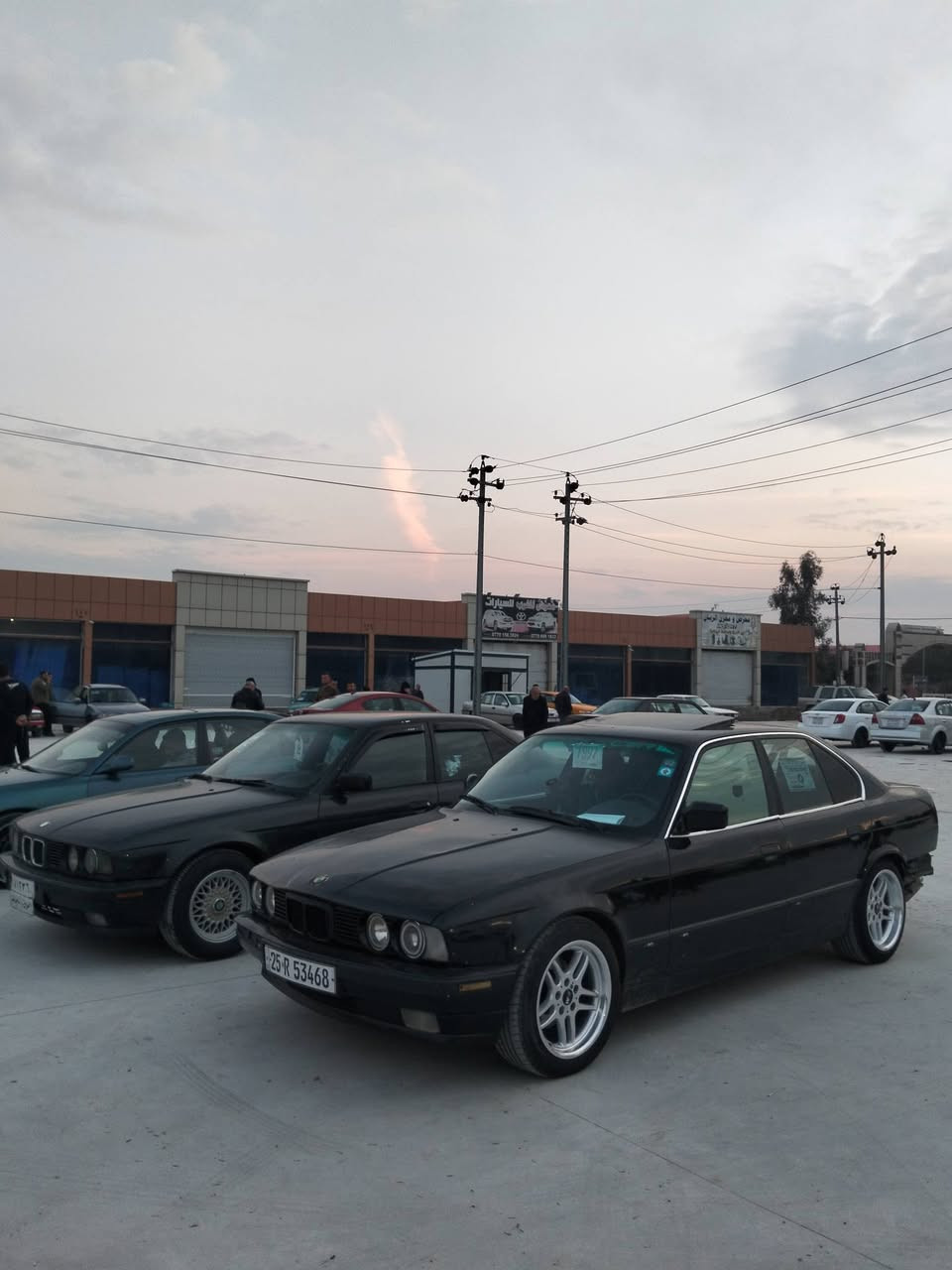 BMW مكينه مسكر عدل ،،، 525 بلاد كير عادي موديل 91 سياره خير من الله تخم تاير ويالهM  صدر امامي خلفي كله جديد مكينه خير من الله باتري جديد 
السعر 55 رقم كركوك شرط التحويل فقط 
عنوان كركوك ***********
