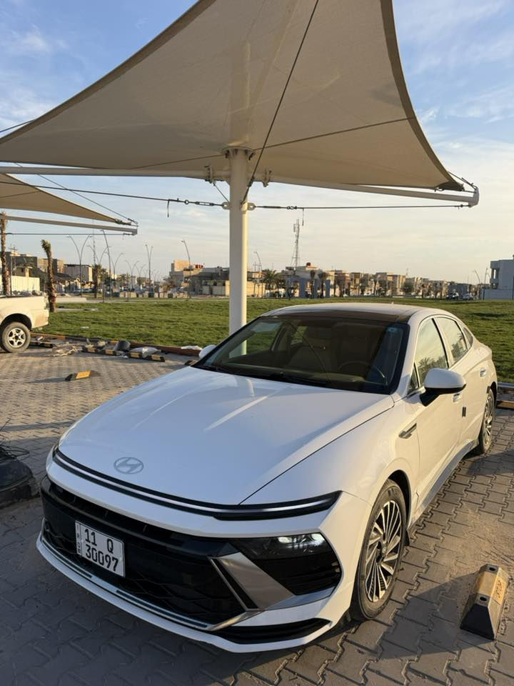 السلام عليكم 
سوناتا 24
خليجي فول مواصفات مال اقصاد 
ماشيه45 الف 
السياره جديده ع ايدي 
السعر 198 وبيها مجال 
***********
