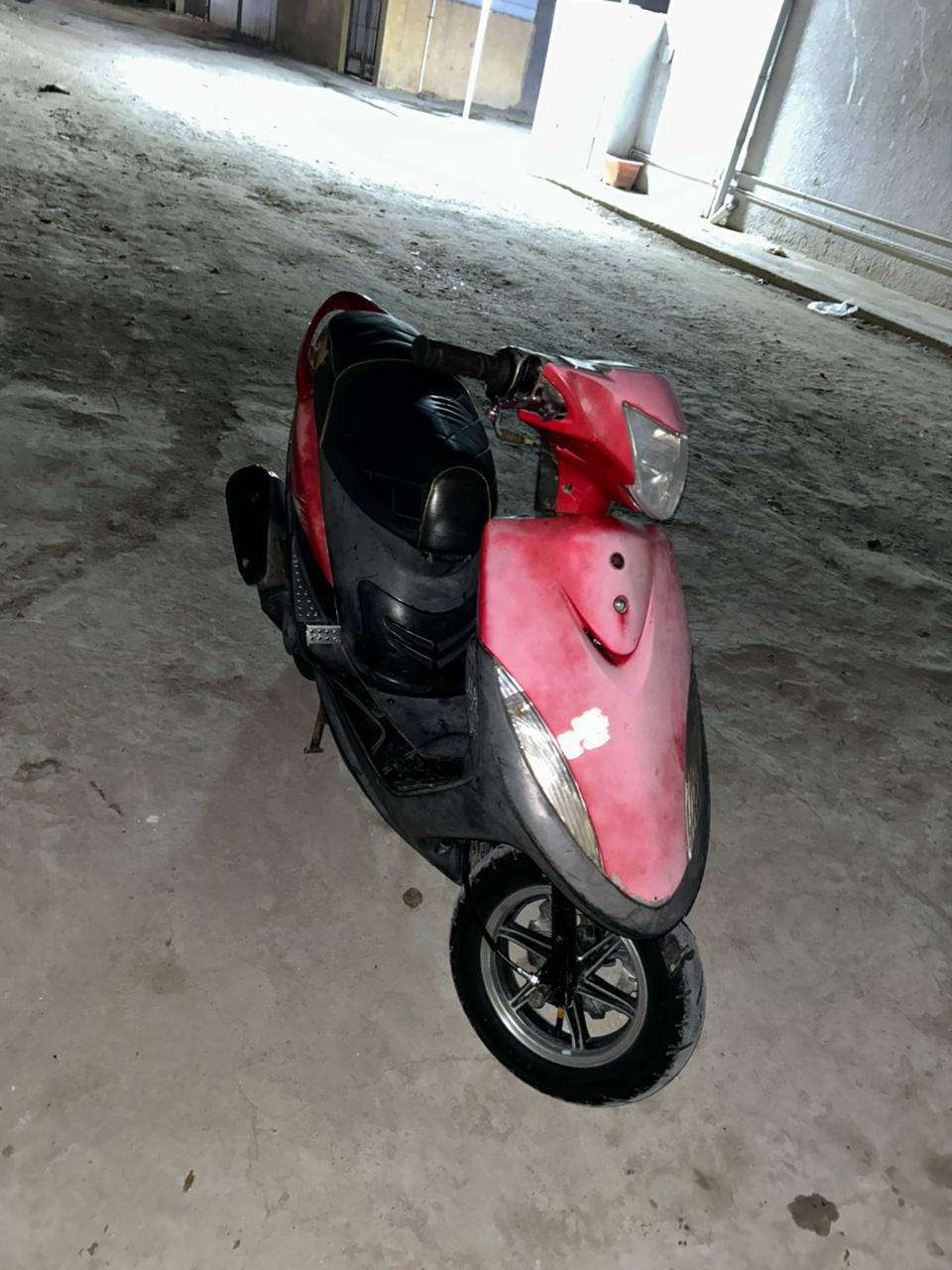 السلام عليكم ماكس عدله مكينه رنبه 49 ابلاد برغي مامفتوح بيه تريده هيه والغراض 900 وبيه مجال بدون غراض 600 قفل من لاخير مكاني حله بكرلي دراجه جاهزه ***********
