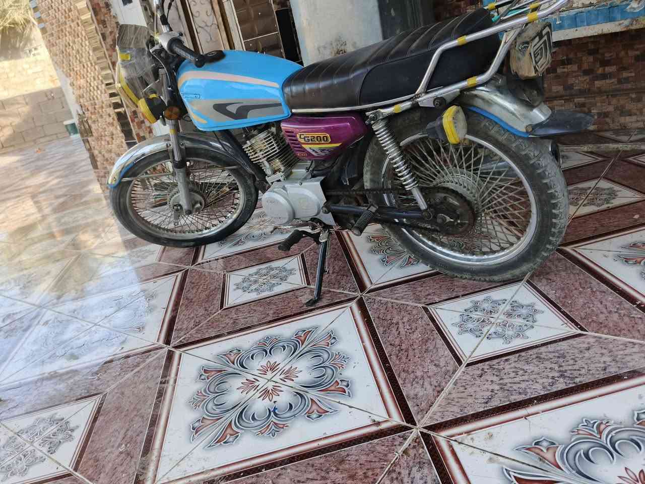 السلام عليكم لبيع درجة موديل2020 تاكر أوراق كرت مكان ديالى دله عباس سراجق سعر 275 وبي مجال لرقم ***********
