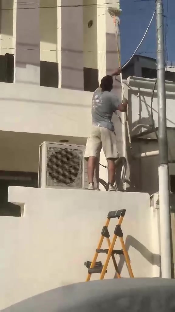 بسم الله الرحمن الرحيم (وَقُلِ اعْمَلُوا فَسَيَرَى اللَّهُ عَمَلَكُمْ وَرَسُولُهُ وَالمُؤْمِنُونَ) صدق الله العظيم

بفضل الله تم اكمل عملي لهذا اليوم 
عملنا صبغ واجهيات وجدران وطلس عام وحديد مع خدمه تنظيف مجانية من ضمن العمل 
مستعدون لصبغ الدور والمحلات السكنيه والعمارات بأنسب الاسعار 

للأستفسار الاتصال على الرقم *********** او مراسله الصفحة 

2026/6/9 يوم الثلاثاء
