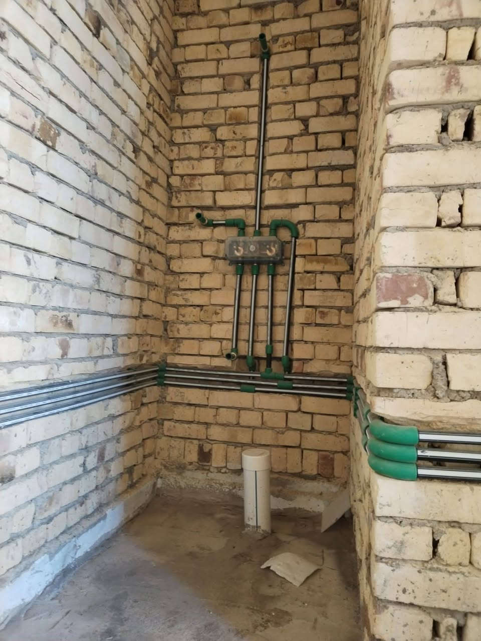 ضمن عمالنا في واسط تأسيس ماء ومجاري
***********
