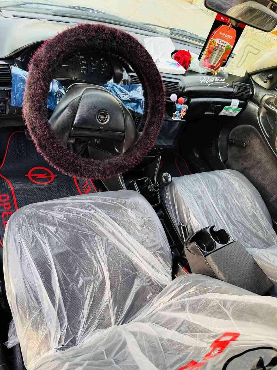 استرا موديل92حجم16رقم نينوى الماني
سنويه عضم 2028بسمي شرط التحويل كابون بانزين بيها 
مكينه وكير كصه شرط قايش عريض مرغوب 
طخم خلفي امامي كلو جديد مبدل 
طخم تاير جديد مبدل 
طخم ويلكب رياضي عليها جديد 
تنته سلايت +ستيرن بور 
قفل مركزي +شاشه اندرويد كامرة 
سستم سماعات4افانتي عليها 
كهربايات كلها شرط 
كيجات كلها شغاله شرط
غرفتها جديده مدوشمه كامله 
سياره حيل حلوه مال جناي 
فقط مصلح دواير ودوسات 
وبيها جوه بك لايت طخه خفيفه 
مكان موصل الايمن #السعر43_بي_مجال  
***********
***********
بيع نقد او مراوس فكترا فقط
