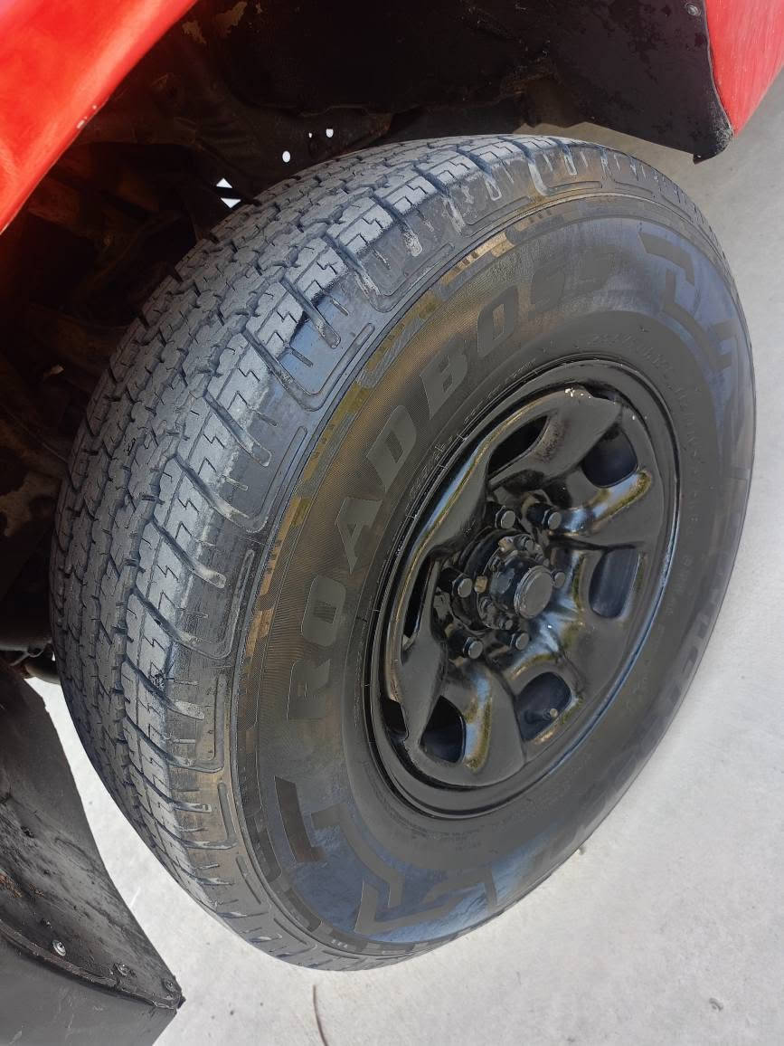 پيكاب تاكو روبع مه رغوب mazda
سن نه وى وه كاله ت پاكانه
موس براوه وه ر گه راو به شه رت 
ده عم ليدراو به شه رت
گێڕوو ماکینە و تەقەو رەقەی بە شەرت 
کارەبای بە شەرت 
٤ تایە و ویلی مەرزیەی لەژێرە لۆک لۆک
چەنچە ی پێوەیە مالی کە سابەتە 
لە سلیمانیم  گۆڕینەوەش ئەکەم بەشتێ بە دڵم بێت السليمانية, العراق


**إذا كنت صاحب هذا الإعلان وتريد حذفه لأي سبب، رجاءا أرسل رسالة إلى الدعم الفني**