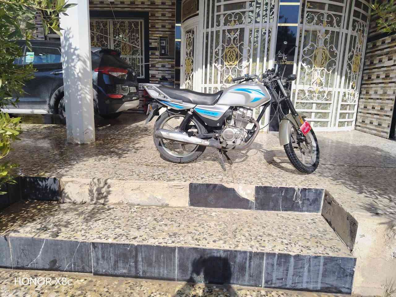 سلام عليكم  دايون موديل 20كلك ما ناقصها اي شي السعر ٦٥٠ وبيها مجال بسيط حك جيه المكان كربلاء حسينيه الوند ***********
