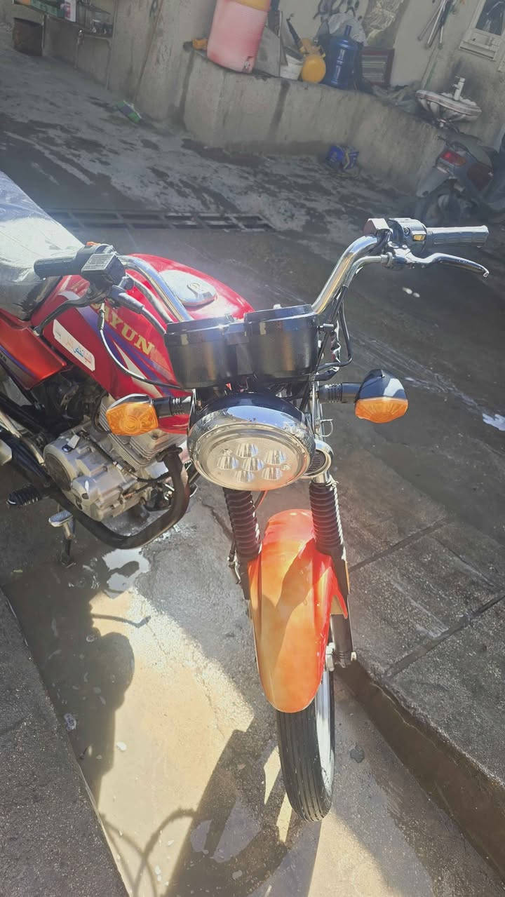 دراجة دايوان 2018 لون احمر اوراق اصولي مكينة مفتوحة مرة واحدة كهربائيات هندر وسلف فول الدراجة التواصل ع الخاص كربلاء, العراق


**إذا كنت صاحب هذا الإعلان وتريد حذفه لأي سبب، رجاءا أرسل رسالة إلى الدعم الفني**