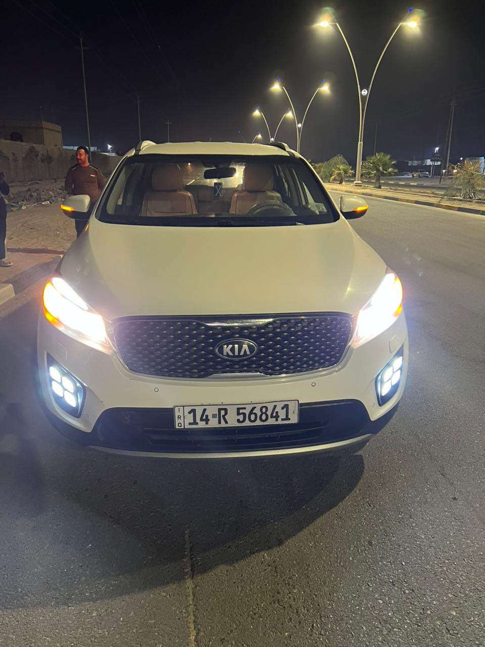 السلام عليكم سورنتو مديل 2018 خليجي مكفوله كفاله عامه ما عده بارد ربع أصابع سياره جديد و ما متعوبه فول واحد على واحد عده بنو راما مكينه 
مكينه 6سندر 
بصمه  
صندوق ثكي 
رادرات  
سبعه راكب 
تحكم ستيرن فول 
أربع انضمه قياده 
عدم نزلاق 
3قطع تبريد 
كشنات كهربائية 
و بعد بيه هواي مواصفات 
السياره ب اسمي تحويل ثاني يوم 
رايده 230 و بيه مجال 

***********
ما متواجد بل فيس الزبير, البصرة
