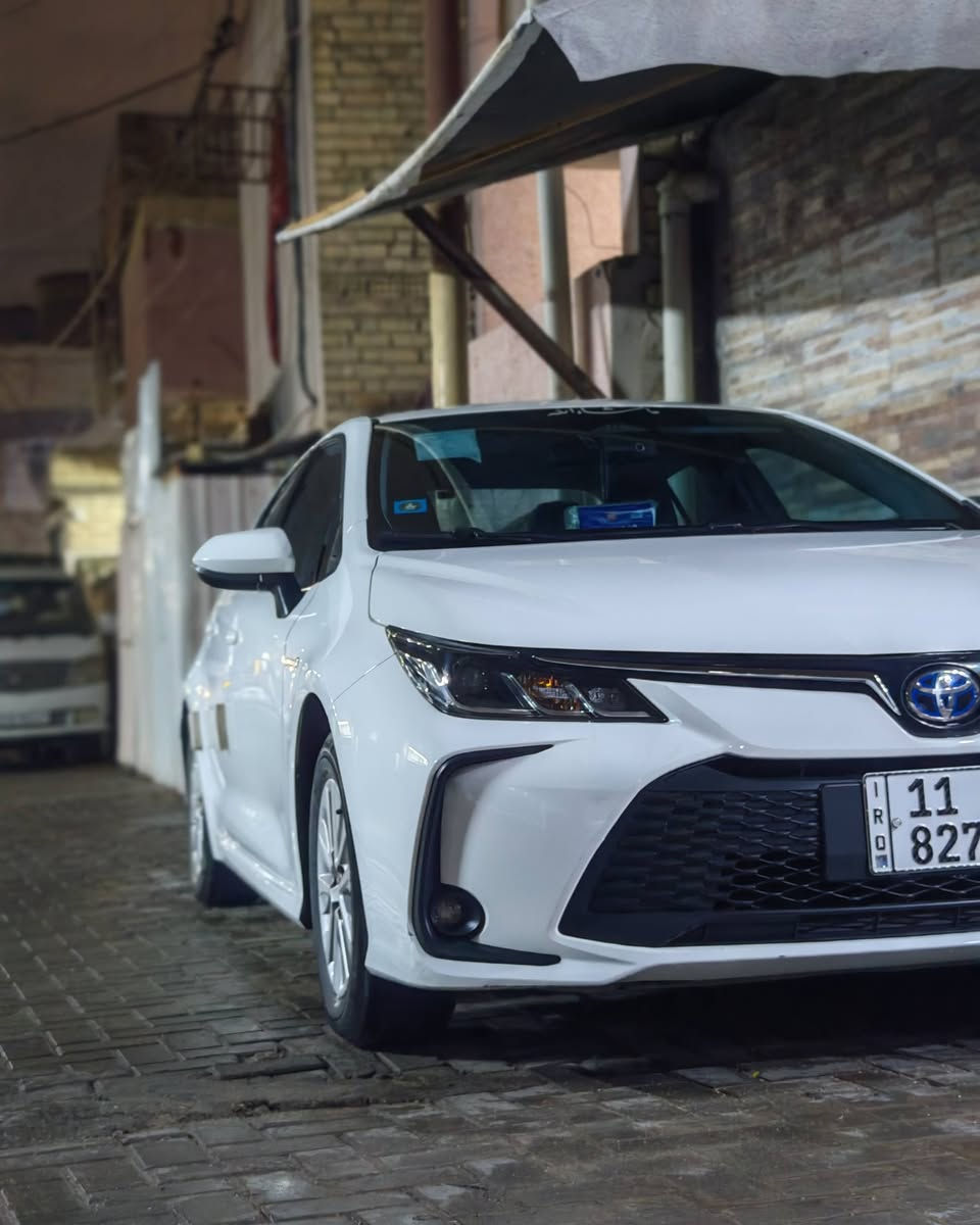 تويوتا كورولا هايبرد الشكل الخليجي
✅ الموديل  2024/12/12
✅ سعة المحرك 1,8L
✅ مرتبط بناقل حركة أوتوماتيكي 
✅ عدد AIR BAG 8
✅ لايت زينون + LED
✅ حجم الاطار 205/55R16 
✅ ويل كب 16
✅ مفتاح التشغيل بصمة
✅ دشبول ديجيتال 
✅ شاشة اصلية
✅ كاميرا دواره 
✅ المقاعد مخمل 
✅ تتسع المقصورة ل 5 ركاب
✅ مثبت السرعة Cruise
✅ تحديد المسار
✅ المودات والأوامر الصوتية
✅ فحص أنظمة السيارة 
✅ حساسات ضغط اطارات 
✅ تبريد شاشة
✅ قطعتين تبريد
✅ هاند بريك بصمة
✅ نظام مانع الانزلاق 
✅ا ISOFIX    ايزو فكس
✅ اوتو هولد Auto Hold 
✅ اشارة في المرايا الجانبية
✅ مخرج منفذ الطاقة
✅ ا  Bluetooth 
✅ تطعيم الدواخل ألمنيوم
✅ أبل كار بلاي CarLife+
السياره حلوه مرتبه عليها عازل حراري أصلي 
السياره بيها طخه بين الباب والجلملغ الخلفي
 شي بسيط جدا موضح بالصورة
بغداد حي العدل
السعر 155 قفل 
***********
