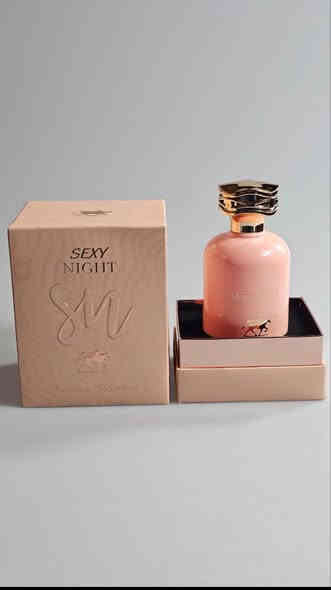 عطر سكسي نايت من شركة فرانسس كولكشن 
عطر نسائي يأتي بحجم ١٠٠ مل جميل جدا يجمع بين النكهات الزهرية والنكهات الباودرية بثبات وفوحان عالي مكونات العطر : الزهور البيضاء ، والياسمين والمسك الابيض ، والفانيلا ، وزهر البرتقال ، الكاردينيا 

يوجد توصيل لكافة محافظات العراق 
للحجز او الاستفسار التواصل على رقم الواتساب 
***********
#عطر #عطور #عطورات #عطور_نسائية #عطر_نسائي #الامين_للعطور #بغداد #البصرة #كربلاء #النجف #الرمادي #الانبار #ديالى #الموصل #تكريت #سامراء #واسط #بابل #الحلة #العراق #توصيل
