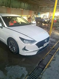 موديل 20 خليجي مكينه 2500 بسم ولد موضف بل صحه بعد سنتين تصير حره والشر...