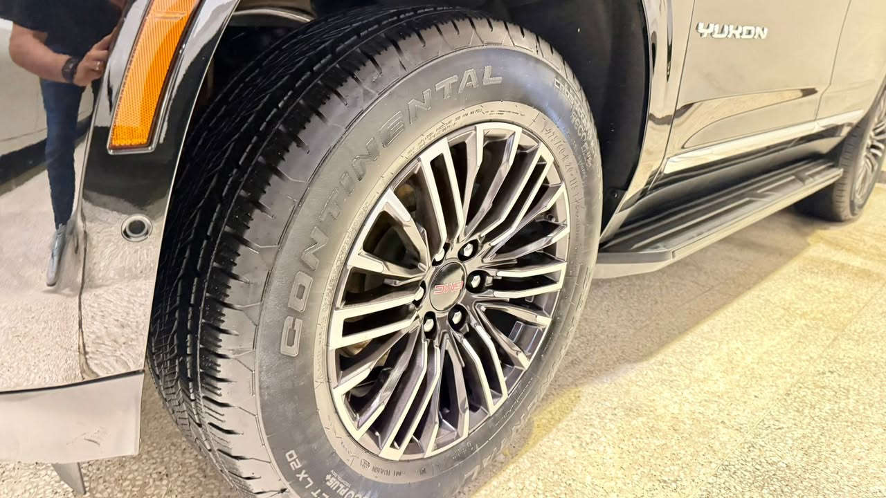 السلام عليكم 
للبيع او مراوس 
GMC الفيشن 
موديل 25 
ماشيه 22 
وكاله المنصور 
مكفوله من صبغ وبارد وفتح وتبديل ودبل كود 
رقم بغداد 
مكانها بغداد 
***********
