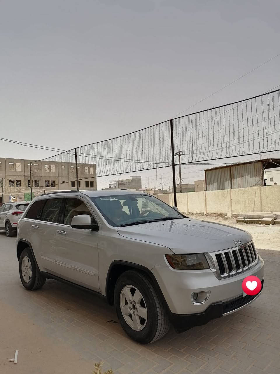 السلام علیکم
Jeep 2012 للبيع حادثها دعاميه بدون ايرباك
السياره مكفوله من الصبغ والبارد تخم تاير جديد باتري جديد رقم بغداد باسمي مداور ثاني يوم ماشيه 100 الف استخدام شخصي لاغراض البيت مستعجل على بيعتها عندي دراسه ماستر سعرها 140 قفل لو ما محتاج ما ابيعها لان سياره خير من الله مكاني حله ابو غرق ***********
