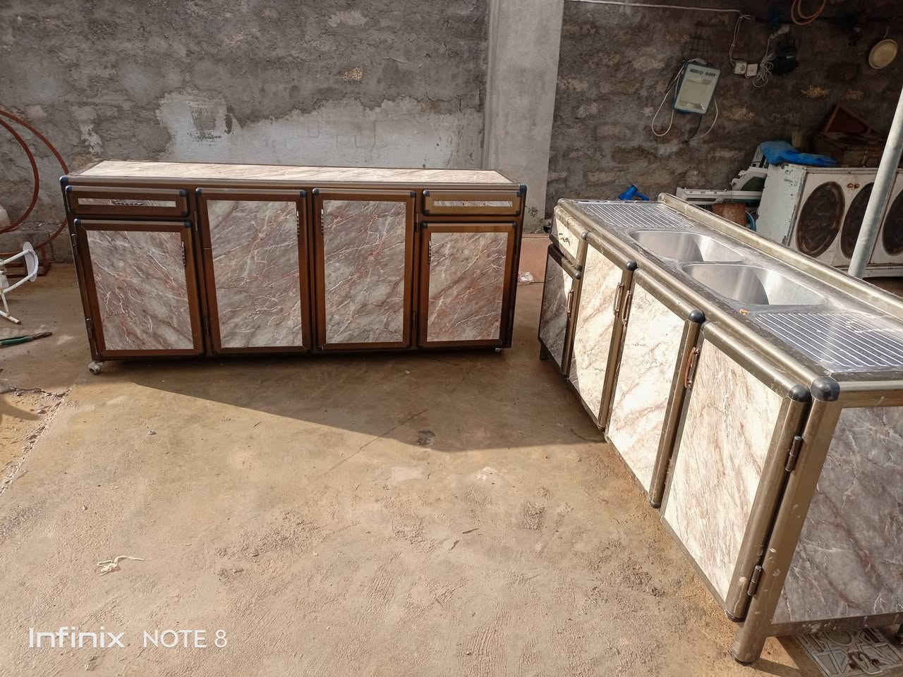 سلام عليكم لبيع قطعتين كونتر بدون ملحق 
190 الف وبي مجال بصيط


**إذا كنت صاحب هذا الإعلان وتريد حذفه لأي سبب، رجاءا أرسل رسالة إلى الدعم الفني**