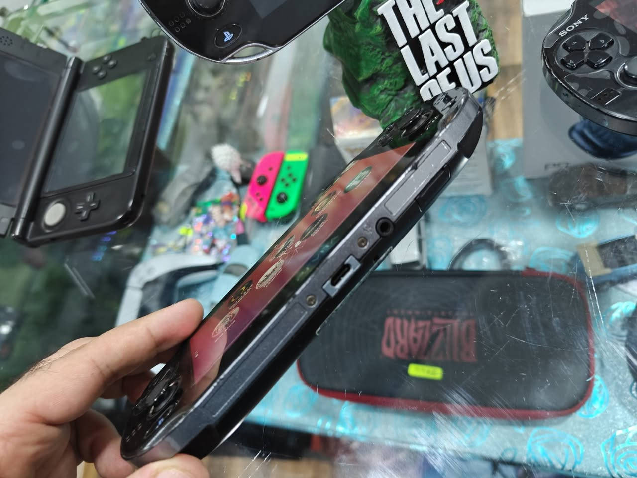 🟥 nv arrivage disponible les PSvita et des PSvita avec type C état 💯💯💯 

✅ Ps Vita flashé plein de jeux Etat 💯💯 32GB sd2vita plus charger plein de jeux . 

✅ Psvita flashé plein de jeux Etat 💯💯 16 GB original avec type C connecteur  et câble Type C Sony original . 

✅ Ps Vita flashé plein de jeux Etat 💯💯 32GB Sd2vita avec type C connecteur  et câble type c Sony original . 

🟥Pour plus d'info contacte nous merci ✨✨ 

Num de tlf : 0667270272 📲📲

🚚🚚 Dispo livraison 69 wilaya 🚚🚚

📍Google map TAP : Gametech store 🌐🌐


**إذا كنت صاحب هذا الإعلان وتريد حذفه لأي سبب، رجاءا أرسل رسالة إلى الدعم الفني**