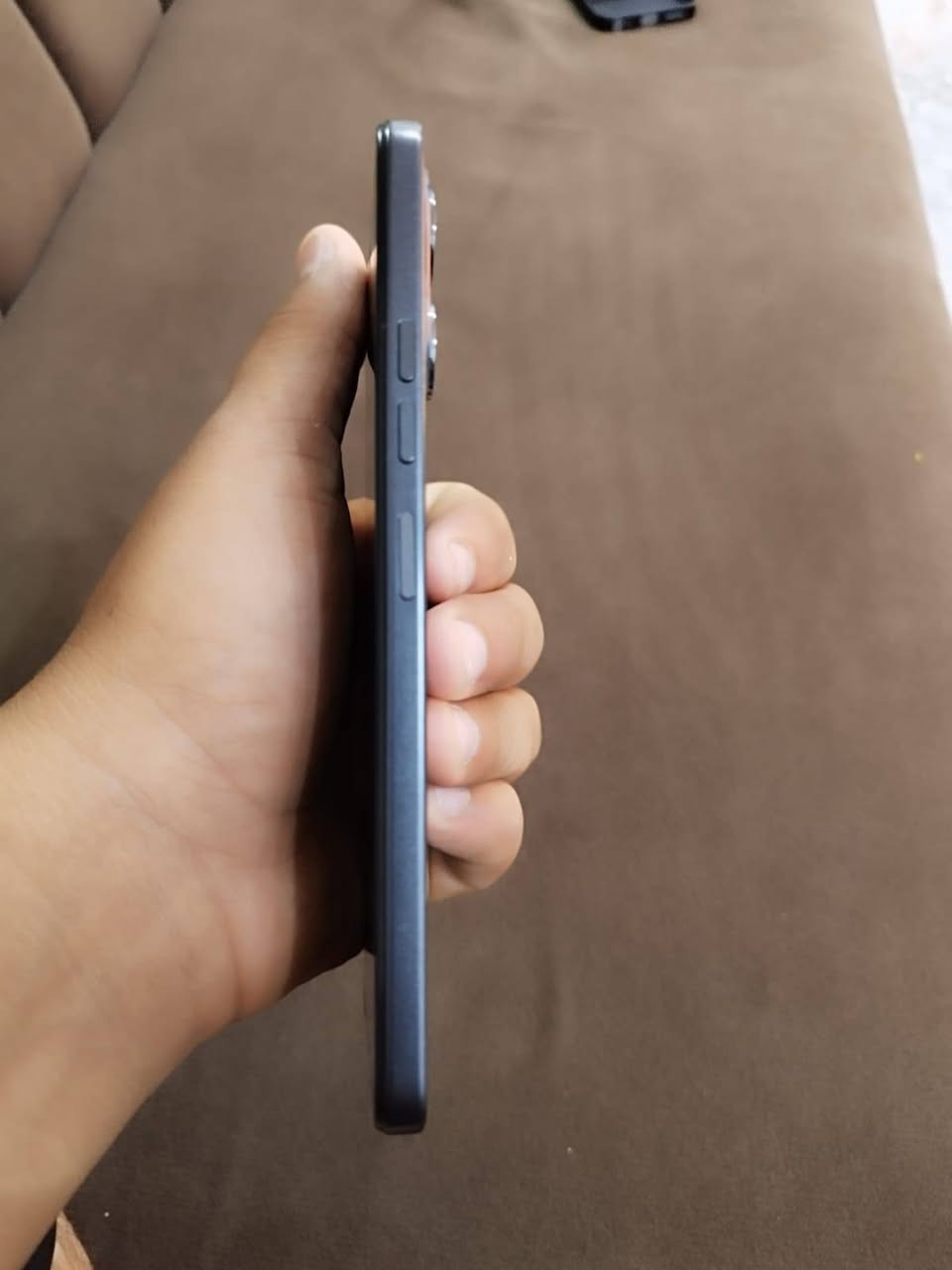 سلام عليكم عندي تلفون TECNO SPARK 40 جهاز نضيف غراضه كله موجود والسعر الرقم ***********
