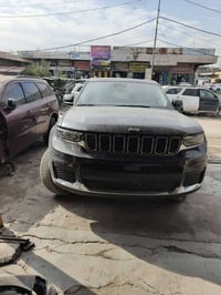 جراند شيروكي لمتد • ٢٠٢٤ • ماشيه ٢٠٠٠