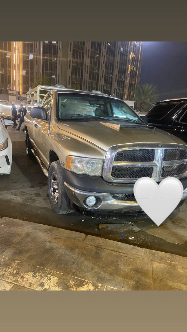 سياره دوج رام نوع المحرك 705حداديه محرك كير كله كفاله 2003رقم اربيل سعر 78ورقه وبيهه مجال (***********)
