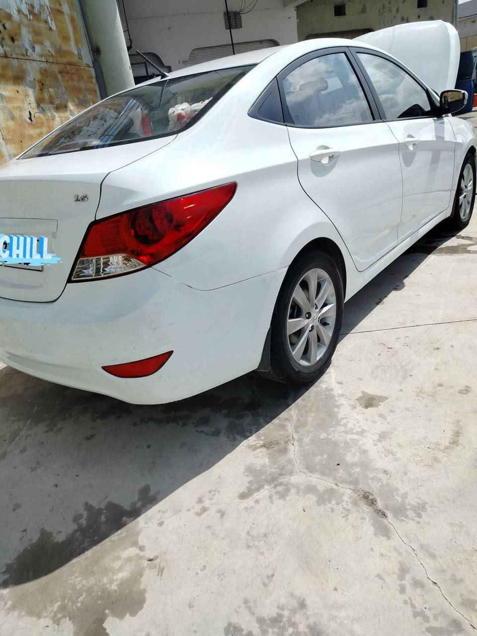 اكسنت 2014
محرك16دوش 
كير  At شرط
ويل اصلي 16
بدون صبغ 
بيها بارد جاماغ خلفي بدون صبغ
السياره ماشيه 149الف 
الرقم الهاتف ***********يوجد واتساب
