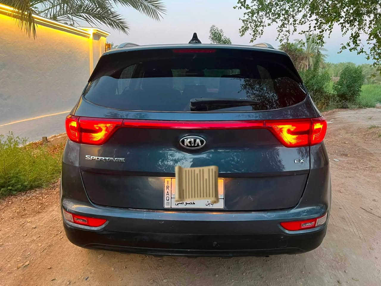 السلام عليكم ورحمة الله وبركاته

سبورتج ٢٠١٧ فول مواصفات 
بصمه 
بانوراما 
٤سلندر 
محرك ٢٤٠٠ 
وارد أمريكي 
لايتات زنون  و LED
كير اوتوماتيك 
شاشه كبيره 
فور ويل 
ثلاثه انظمه قياده 
رادارات 
تحكم ستيرن 
قطعتين تبريد 
تدفئه كشنانات  
شاشه ضغط اطارات 
مري كهربائيه شفط 
مانع انزلاق 
مسند ذراع أمامي وخلفي 
السياره باسمي تحويل مباشر رقم بابل 
السعر ١٥٠ وبي مجال  
للتواصل والاستفسارات 
***********
***********
