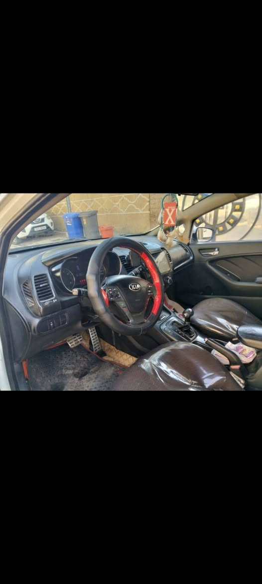 السلام عليكم كيا سيراتو خليجي موديل 14 فول مواصفات تبريد قطعتين بيها صبغات ابيع حزام بدون ضربه رقم انكليزي  بااسمي السعر 115 بيها مجال ***********
