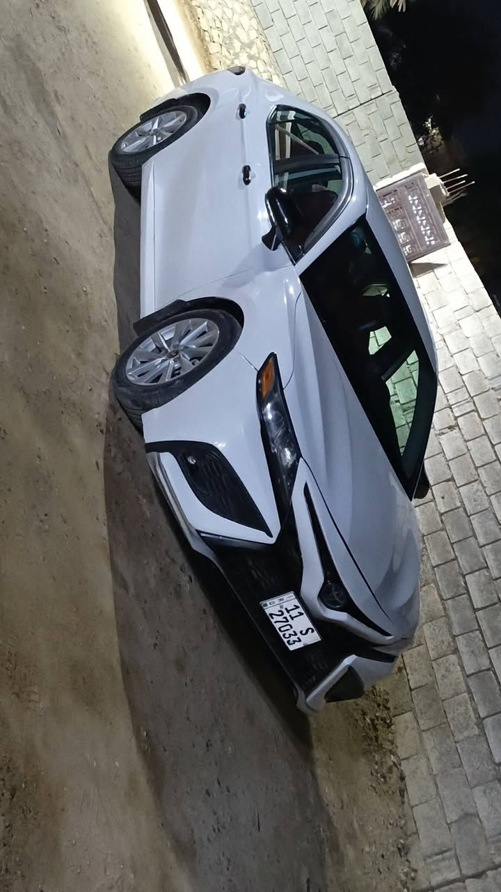 كامري 22 LE
ضرر بالبصورة فقط بنيد صبغ بدون دواخل
رقم بغداد هايبرد 
سعر المطلوب 21.000$ 
الاتصال. ***********
