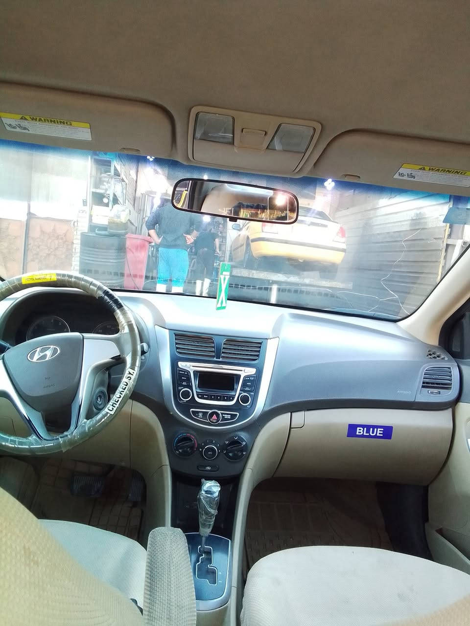 السلام عليكم اكسنت 2014وارد امريكي حادثهةوجاملع مبدل والباب بلعراق بي طخة ماشية 87حقيقي  بغداد الشعب رقم الهاتف ***********السعر 83
