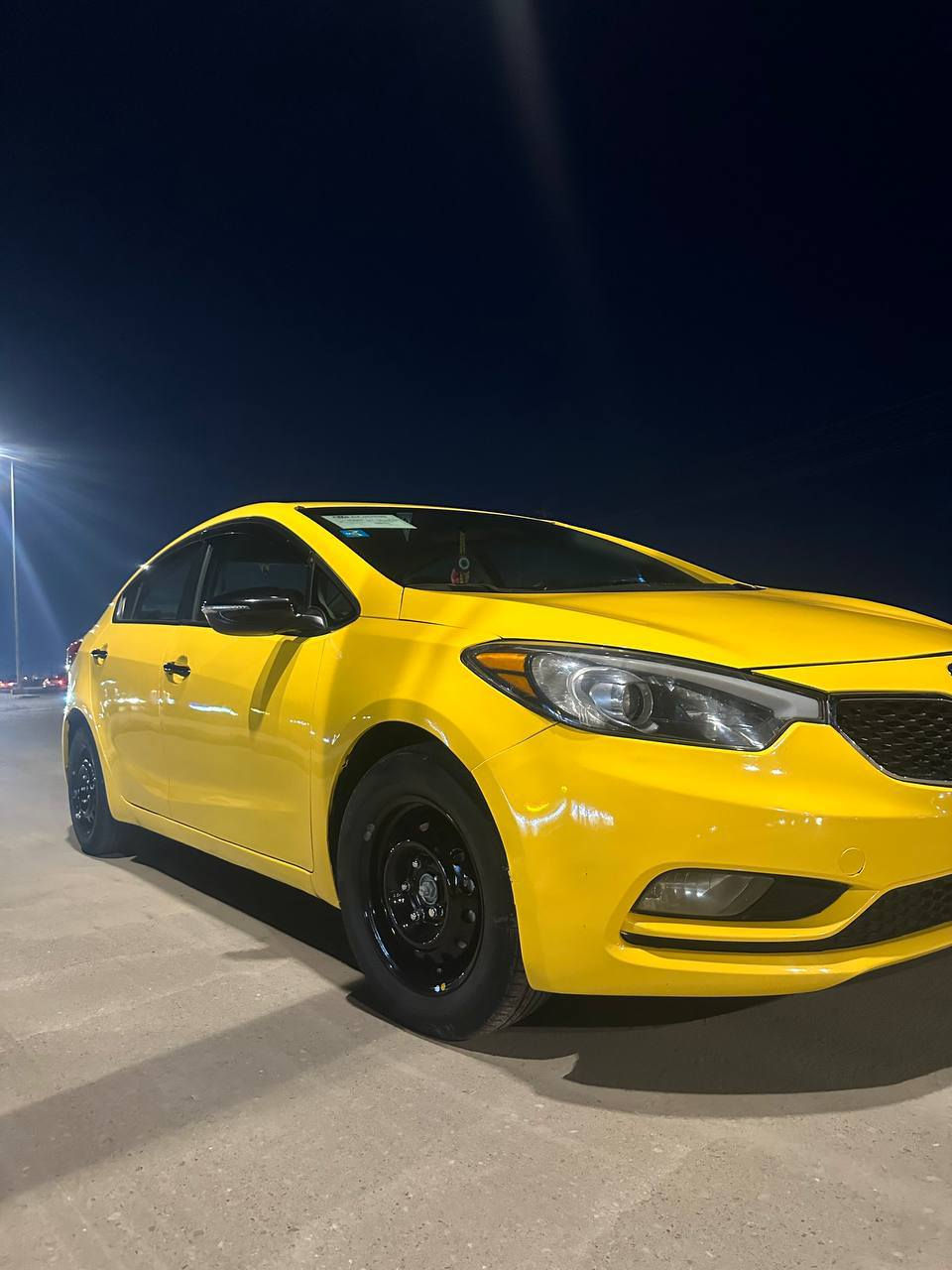 سلام عليكم
فورتي موديل 2016

#وارد امريكي حادثهه
دعاميه وشوي خشم 
الشاصي مسحوب سحب 
لاحار ولابارد سونارهه
موجود اواضح بصورهه 

محرك دوش 1800
محرك كير مكفول 

رقم بغداد بأسمي
تحويل ثاني يوم 

سنويه ل31

السياره نصبه جماليه فول 

السعر: 117بيهه مجال 
المكان ميسان العماره للستفسار اتصل ***********
