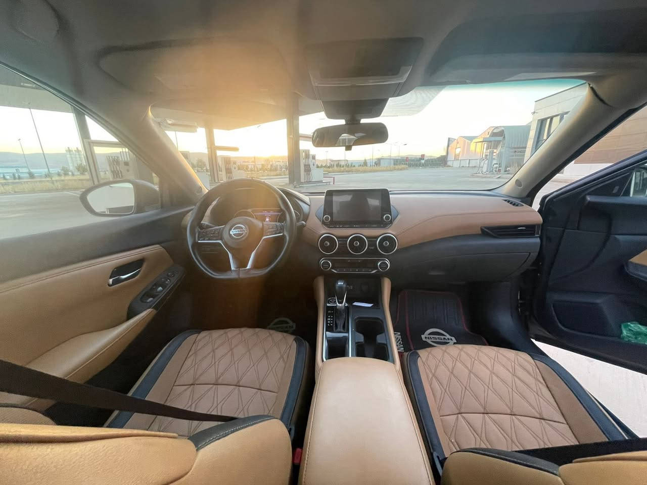 نیسان سێنترا 2021 SV بیلاد ناو خەنەیی
مواصەفات صڵاید و شەغال و کوشن هیتەر بەصمە و ڕاداری پێش و دواو لا تەنیشت و ویل کەپ و زۆر مواصەفاتی تر ….

٤٣ هەزار ڕۆشتووە
گێڕ و مەکینە نەکراوەتەوە و هەموو گیانی بەشەرتی هەموو فەحصێک .

سەنەوی و هەموو شتێکی تازەیە تا کۆتایی ٢٠٢٨ .

چەمەلغ و بۆنیت بۆیاخە دەرگایەک و شانەکەی جەلاتینی ئەمەریکایە 

هەموو ئێرباگی بیلادی بۆ دانراوەتەوە و سیستەم کراوە .

ڕەقەم شانصی

3N1AB8CV2MY314266

لەسلێمانییە - ناو شار 
سیعری ١٣٠ گەڵا و معامەلەیەکی زۆر کەم .

***********
