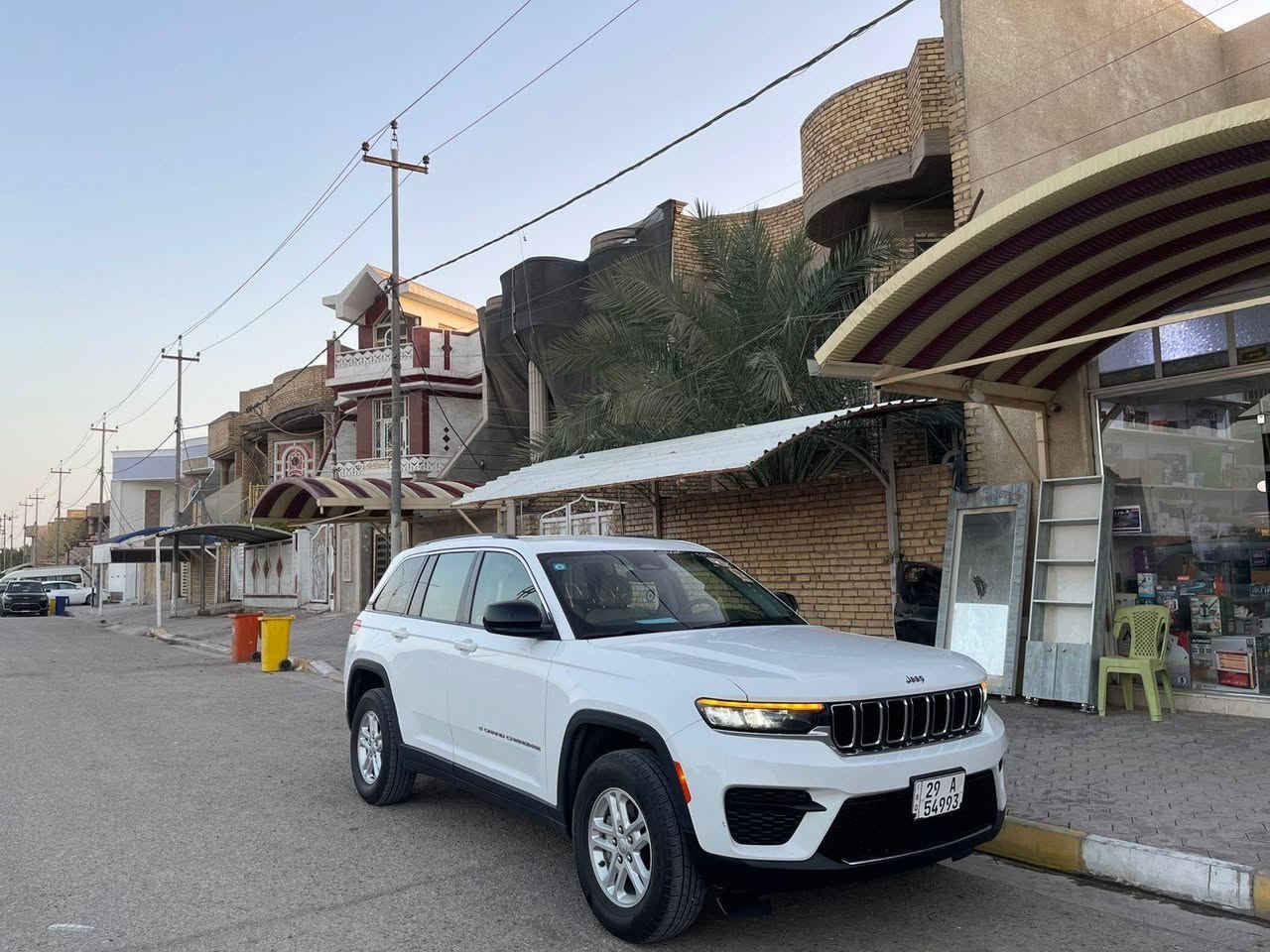 جيب لاريدو موديل 2024🇺🇲
السياره كلين تايتل 
مكفول كفاله عامه 
السياره نص فول 
السياره حلوه ونضيفه 
ماشيه 63mi
السياره داخله كتاب شهداء 
☝️☝️للاستفسار ***********
المكان كوت دور العمال//
