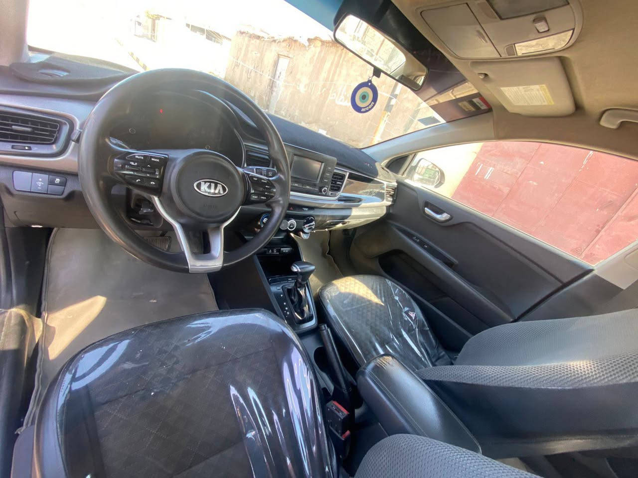 ريو 2018 جديده وارد امريكي حادت جاملغ فقط وبنيد باقي ليبل واحد كله بدون دواخل بدون شواصي
المواصفات ..
1كامره خلفيه 
2حساس خلفي
3تحكم ستيرن
4مثبت سرعه 
5تحكم بل مري 
6 نضام سبورت 
7كير اوتو 6 نمر
8 مكينه 1600 
9رقم بغداد باسمي هزه وسنويه جديده 
10 قبل شهر مسويله بوليش ونانو سيراميك 
11 شاشه كار بلي 
استفسار اتصال على رقم 
*********** واتساب 
‏‪***********‬‏
