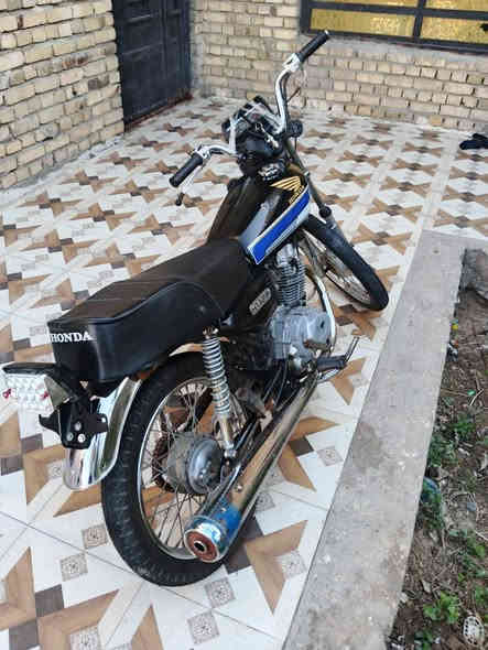 دراجه للبيع ارشه 5 نمر أوراق أوراق مفتوحه بستم ب ٤٠٠ وبيه مجال حك جيه ***********
