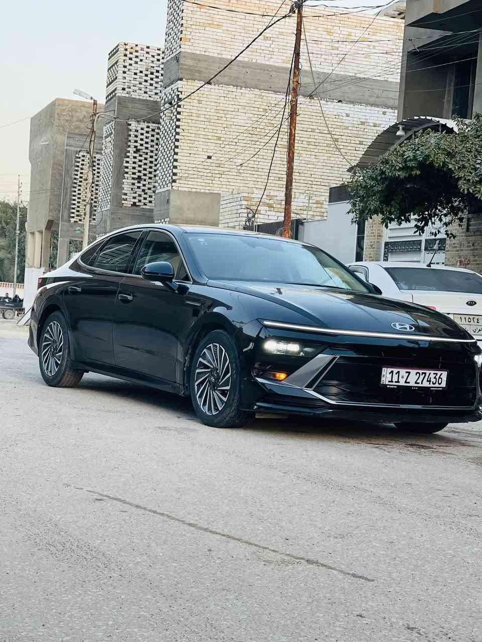 #المركبة  : هونداي سوناتا هايبرد موديل 2024
#عداد المسافة : 23 الف ميل

#الضرر : تبديل بنيد فقط

#الرقم : بغداد 

نكفل السيارة من (الغرق ، والشاصي)

•المواصفات :

▪️السيارة: هونداي سوناتا Hybrid

▪️الموديل: 2024

▪️المحرك: 2.0L مع محرك كهربائي (اربعة سلندر)

▪️حجم الويل: ويل كب حجم 18 مع طقم تايرات بحالة ممتازة

▪️لايتات زينون اصل مع حاجب LED مع اشارة LED

▪️بصمات عدد 2 للأبواب مع بصمة تشغيل

▪️رادار امامي مانع تصادم

▪️رادار جانبي (نقاط عمياء) بالمرايا الجانبية

▪️شاحن لاسلكي

▪️گير شفتر بالستيرن للتحكم بالگير العادي

▪️كامرة خلفية دوارة اصل مع الستيرن

▪️شاشة الدشبول حجم كبير للتحكم بأيعازات السيارة

▪️تحكم فول كهرباء لكرسي السائق والراكب 

▪️ تبريد  تدفئة للكشنات الأمامية 

▪️تبريد قطعتين امامي وخلفي

▪️سايد بريك دگمة

▪️تحكم ستيرن جهتين بلوتوث وحاكية وكروس سرعة وتحكم صوت 

▪️نظام ABS مانع انزلاق

السعر المطلوب : 197 ورقة مع المجال

 

الاتصال على : ***********

واتساب.📞    ***********

العنوان النجف كوفه
