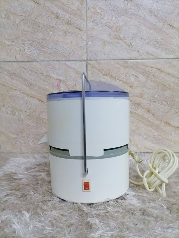 السلام عليكم ورحمة الله وبركاته جبنالكم تحفه فنيه عصارة مل جزر روتيل فرنسي توزيع أسواق المركزيه ابلاديه علا وضع شركة غير داخل تصليح شرط الشغال شرط النظافه كامله ما بيها نقص او عيب للبيع السعر خاص مكان موصل يوجد توصيل كافه محافظة العراق وهذا رقمي *********** موجود واتساب علا هذا الرقم
