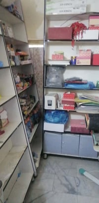 رفوف • ٥ قطع • بابل القاسم