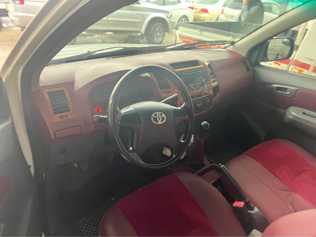 تۆیۆتا هایلۆكس 2015 نمونە لە جوانی سەنەوی پلاستیك بەشەرت تەنها ٢ پارچەی بۆیاخە گێڕو مەكینە بەشەرت  ژم:*********** السليمانية, العراق
