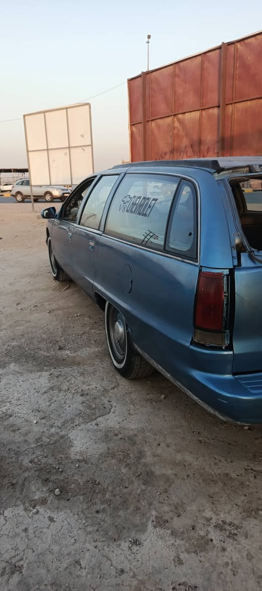 دولفين للبيع أو مراوس مكينه وكير حاويه v6السعر26رقمي***********مكاني النجف
