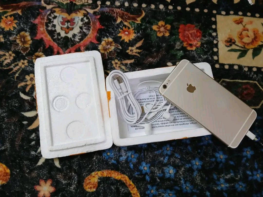 سلام عليكم متوفر ايفون ٦بلاص 
الذاكرة١٢٨✅
البطاريه١٠٠✅

الخط شغال ✅+الكامرة شغاله ✅

السعر60الف مكاني كربلاء المقدسة طوريج ا توصيل لايوجد.


**إذا كنت صاحب هذا الإعلان وتريد حذفه لأي سبب، رجاءا أرسل رسالة إلى الدعم الفني**