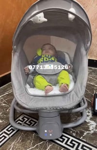 سيارة أطفال • كهرباء وبطاريات • زرف صغير