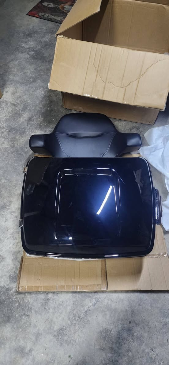 السلام عليكم 
للبيع جنطة وسيباية  وتجوة جديد غير مستخدم مال امزون


**إذا كنت صاحب هذا الإعلان وتريد حذفه لأي سبب، رجاءا أرسل رسالة إلى الدعم الفني**