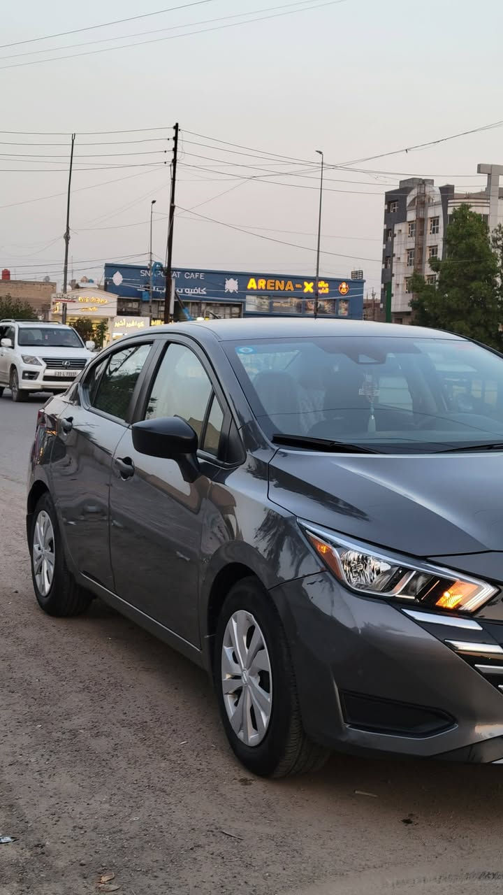 نيسان فيرسا
نيسان فيرسا ٢٠٢٤
السياره ماشيه ٩ الاف
موصافات s (الستندر)
بيها باب و جاملغ صبع
مكان السياره بغداد
السعر ١٣٥ وبيها مجال
***********
