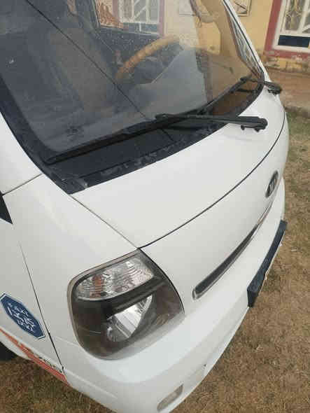 سلام عليكم سياره للبيع كيا موديل 2015مكفوله كفالة عامه رقم واسط  سنويه مجدده محرك مكفول سياره جديده تبريد شقاله شاصي رقم شاصي مكفول
وأكسن وأكيركفاله عامه  2700سياره تخم تاير
 جديده معنى الكلمة  
 للاستفسار اتصل على الرقام
‏‏‪***********‬‏
