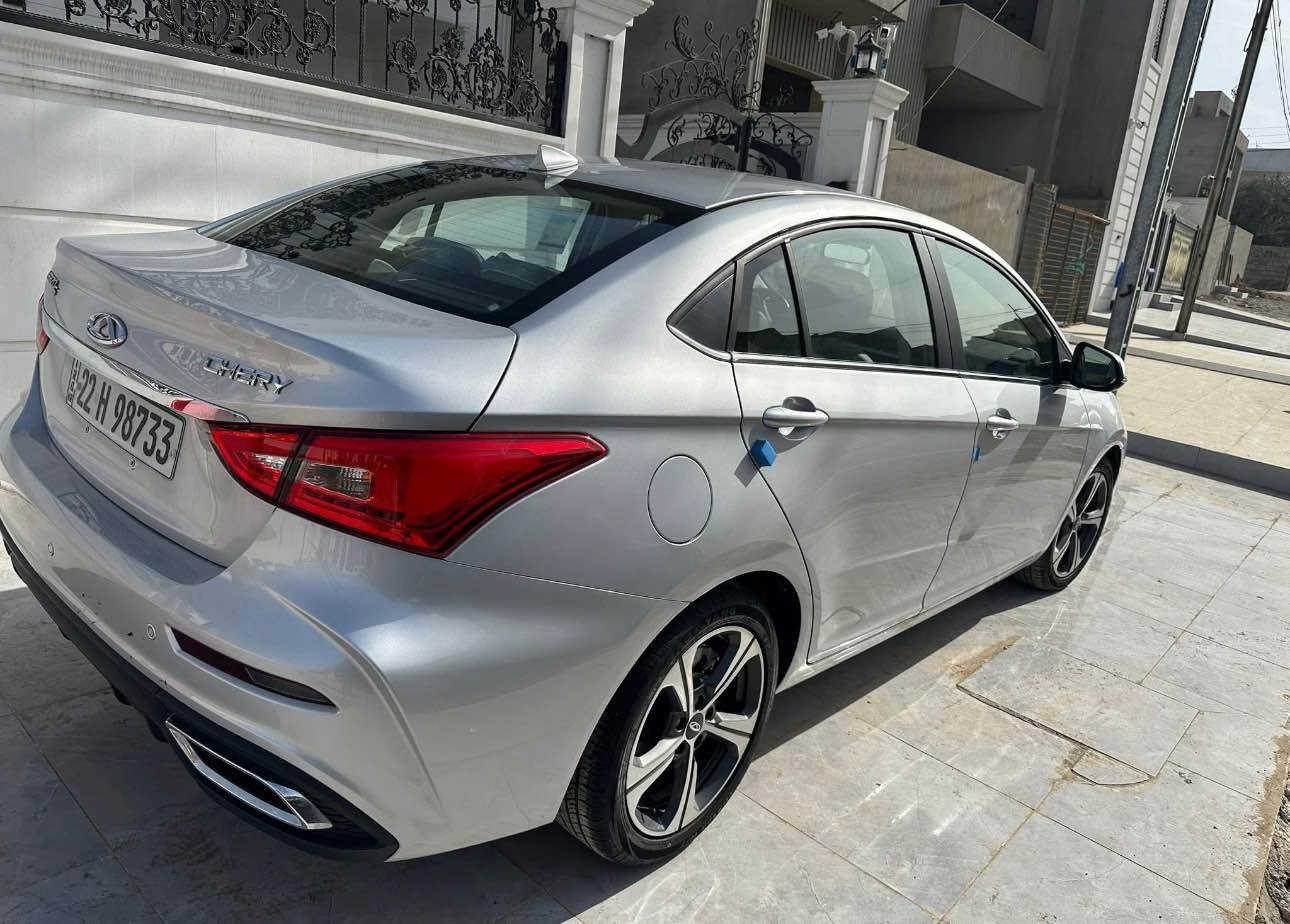 فول مواصفات ما عدا البصمة
حساس امامي و خلفي 
شاشة كبيرة 
كامرة 
حساس تايرات 
سلايد 
جلد لو بيجي 
ماشيه 16 الف 
بدون اي ملاحظة 
بعدها بحالة الوكالة بعدها بالضمان الشركة
بيها دفتر بانزين 
السيارة باسمي 
السعر 104 و بيها مجال قليل 
*********** كركوك, العراق
