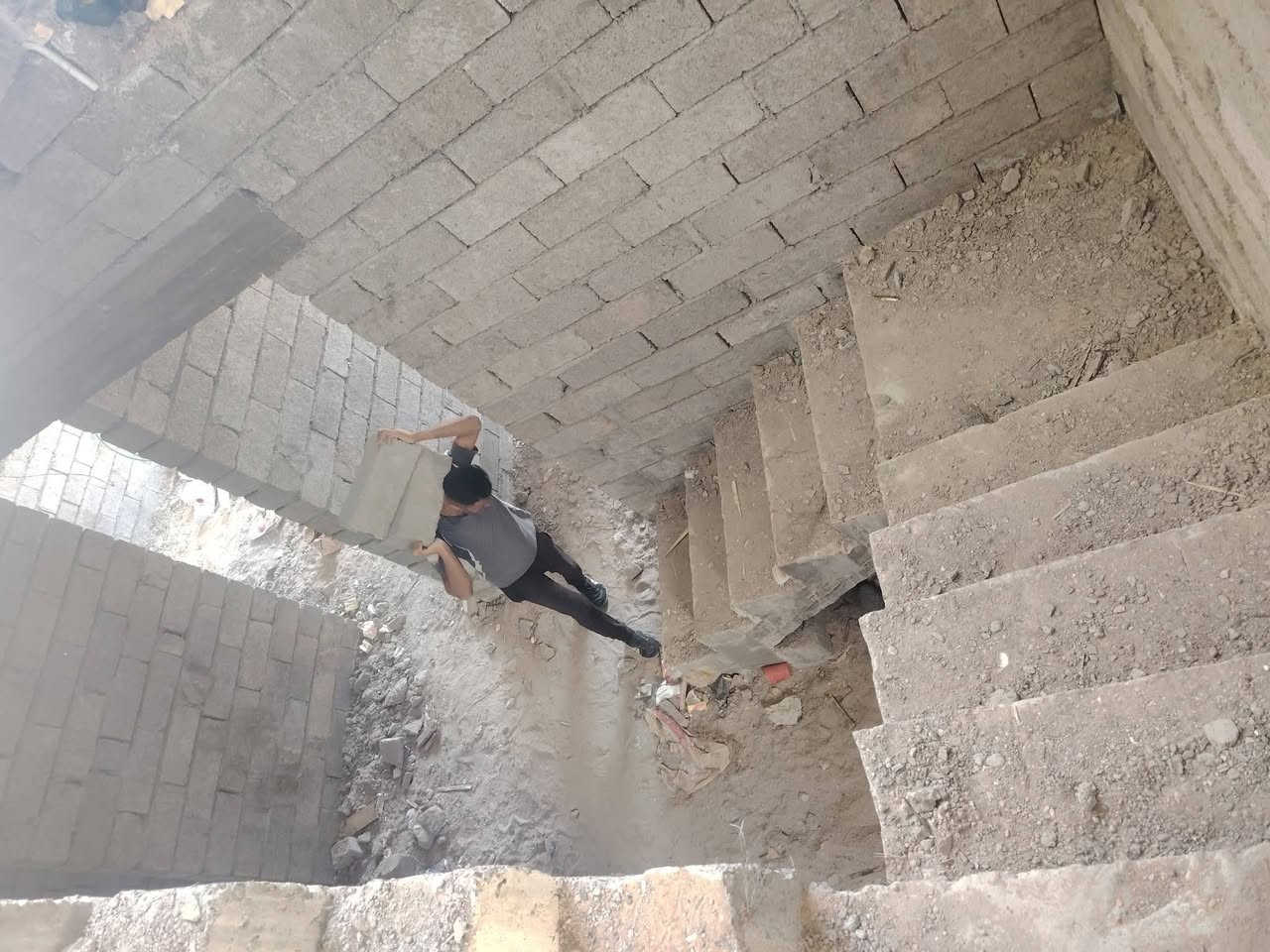 سلام عليكم  / يوجد كادر عمل جاهز  تصعيد مواد  / تنضيف بيوت  / تفليش  / تكشيط  / دفن نهري  / شقلنه ليل ونهار  / وماعليك بكلشي تاخذ شقل جاهز مني  / ومعداتنه جاهز وسياره تجيك للبيت ماعليك بس تصال على رقم/  ***********
@إشارة
إشارة إلى الأصدقاء 󱢏
