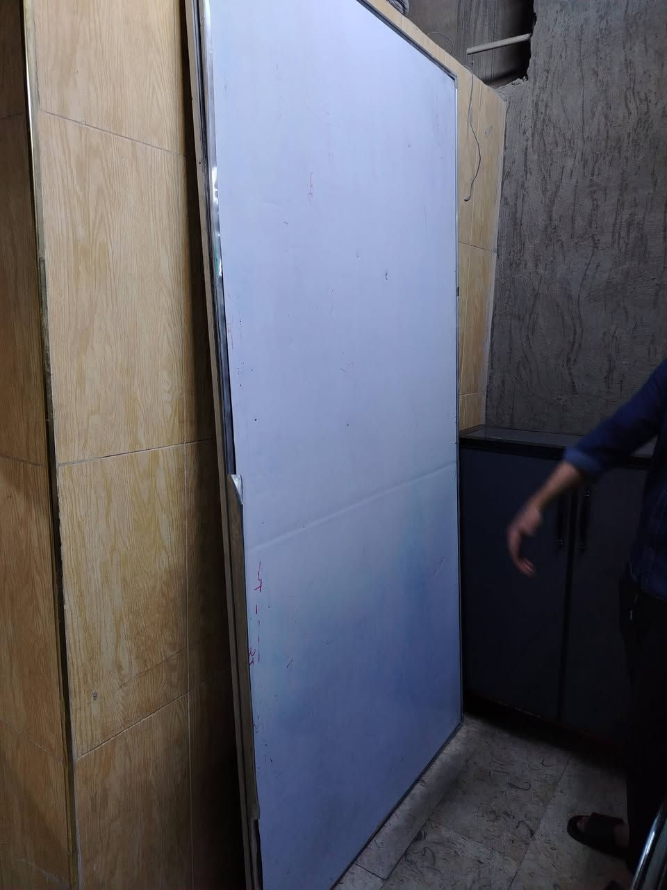 سبورتين للبيع السعر ٨٠ الف اثنينهم  المكان بغداد الشعله اصليات اخذتهم من كليه المأمون للتواصل واتساب ***********
ماسنجر
