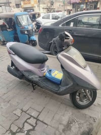 دراجه بريز بلاديه كلها . نكره سلف مكينه ناعمه خرسه بلاد  المكان بغداد ...